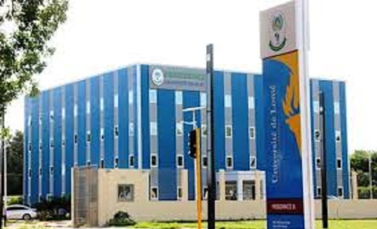 Togo / UL : Voici la date d’ouverture du site pour l’inscription des étudiants