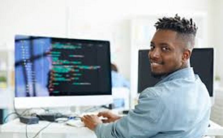 Emploi : pourquoi apprendre à coder ?