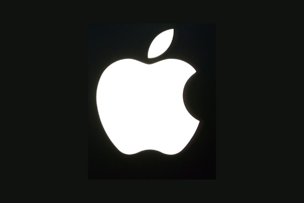 La pub d’Apple pour son iPad révolte des artistes menacés par l’IA