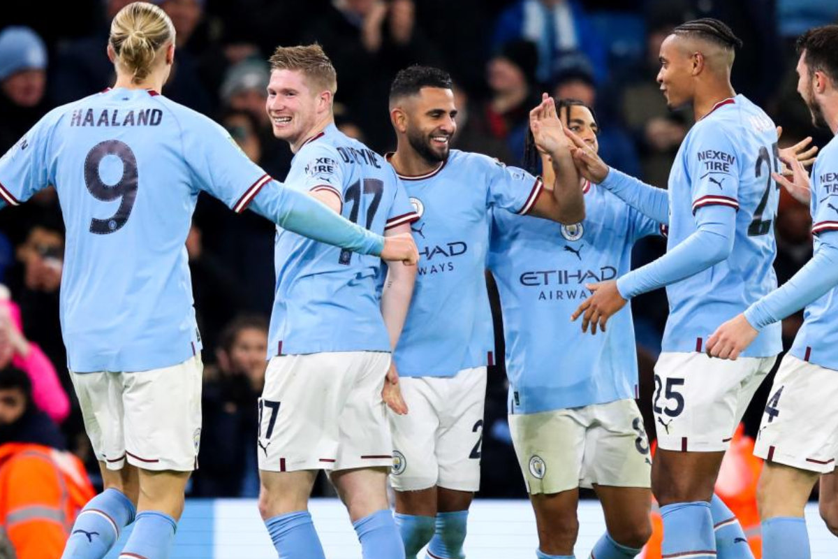“Il vit dans les appartements du club”, cet international anglais de Manchester City n’a plus de maison où dormir !