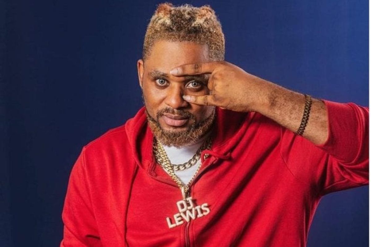 DJ Lewis accusé de vol par papa Ado : la violente réaction de l’artiste fait jaser