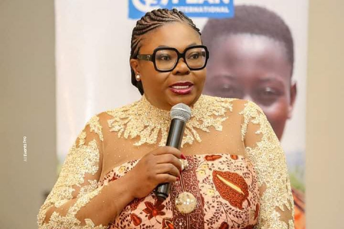 Kayi Dogbé : qui est réellement cette dame que tous les événements veulent avoir comme marraine à Lomé ?