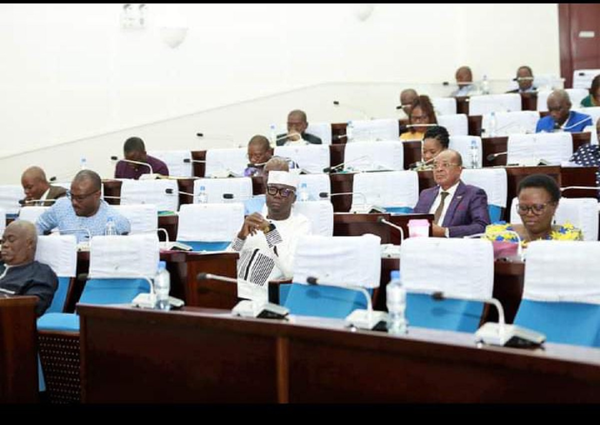 Le Togo comptera désormais plus de 100 députés