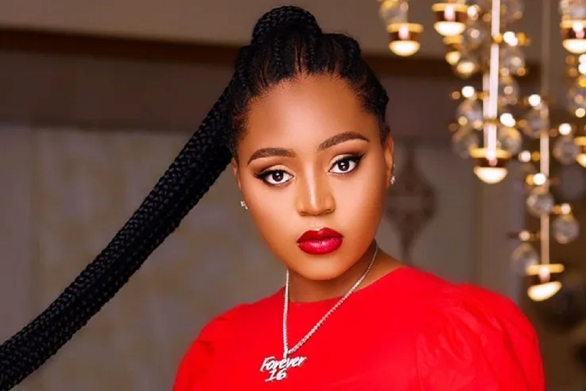 Regina Daniels Fuite de documents médicaux de Regina Daniels : Ned Nwoko réagit