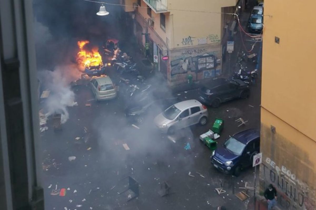 Naples Eintracht Frankfurt