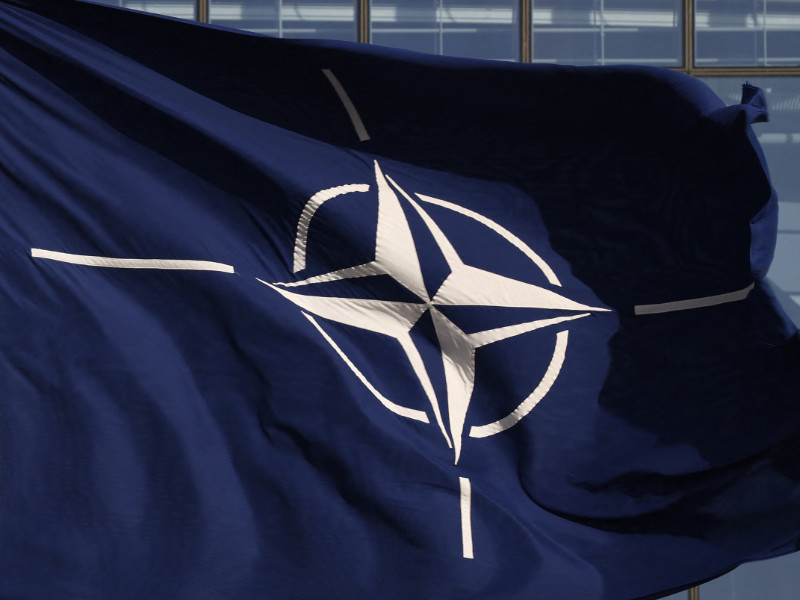 L'OTAN appelle à "tester" Poutine pour voir "s'il veut la paix en Ukraine"