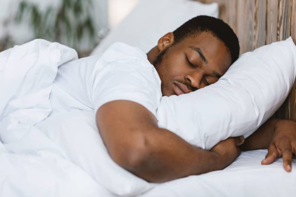 Santé : ce fruit sec vous aidera à mieux dormir et à être plus actif pendant la journée