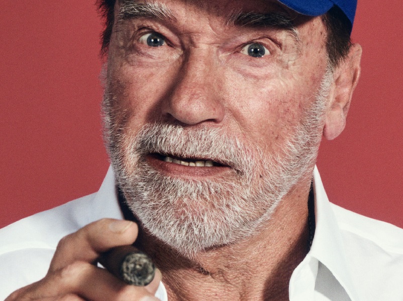 Arnold Schwarzenegger fasciné par le témoignage d’un internaute : « Je suis fier de toi »