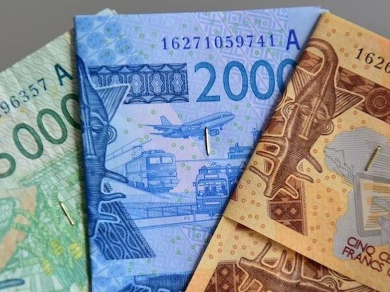 Ce pays africain révolutionne le paiement des salaires des fonctionnaires ; voici comment il procède s'en sortir avec salaire modeste