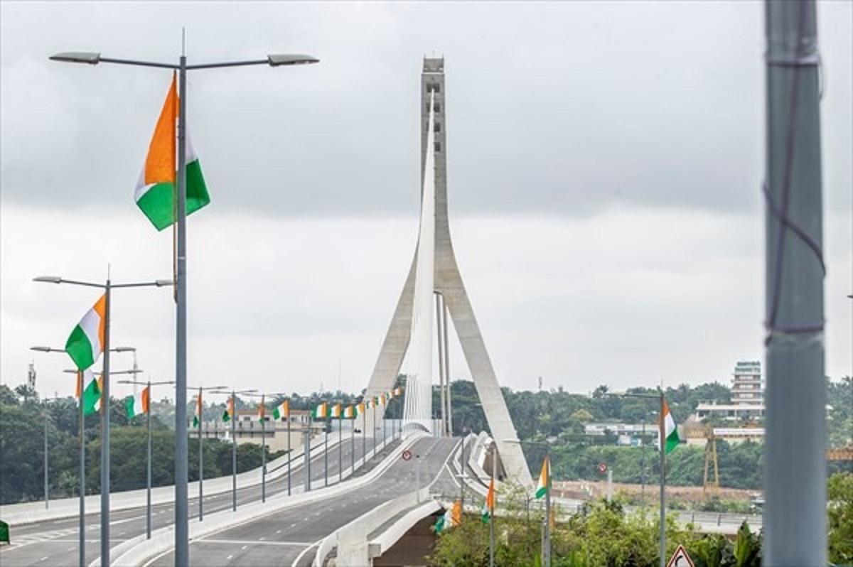 Côte d'Ivoire : fermé le 7 mars 2025, le pont Alassane Ouattara sera rouvert à partir de… Côte d’Ivoire : voici les 5 ponts qui facilitent la mobilité dans le pays