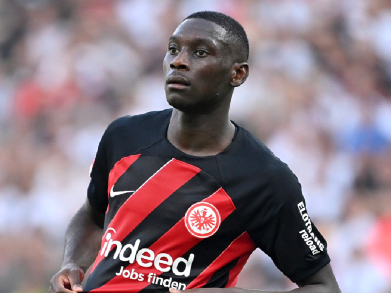 « C’est du foutage de gueule », le dossier Kolo Muani met Rothen en colère