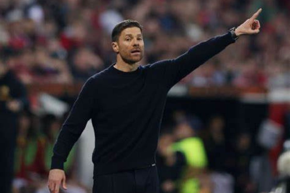 Xabi Alonso Julian Alvarez