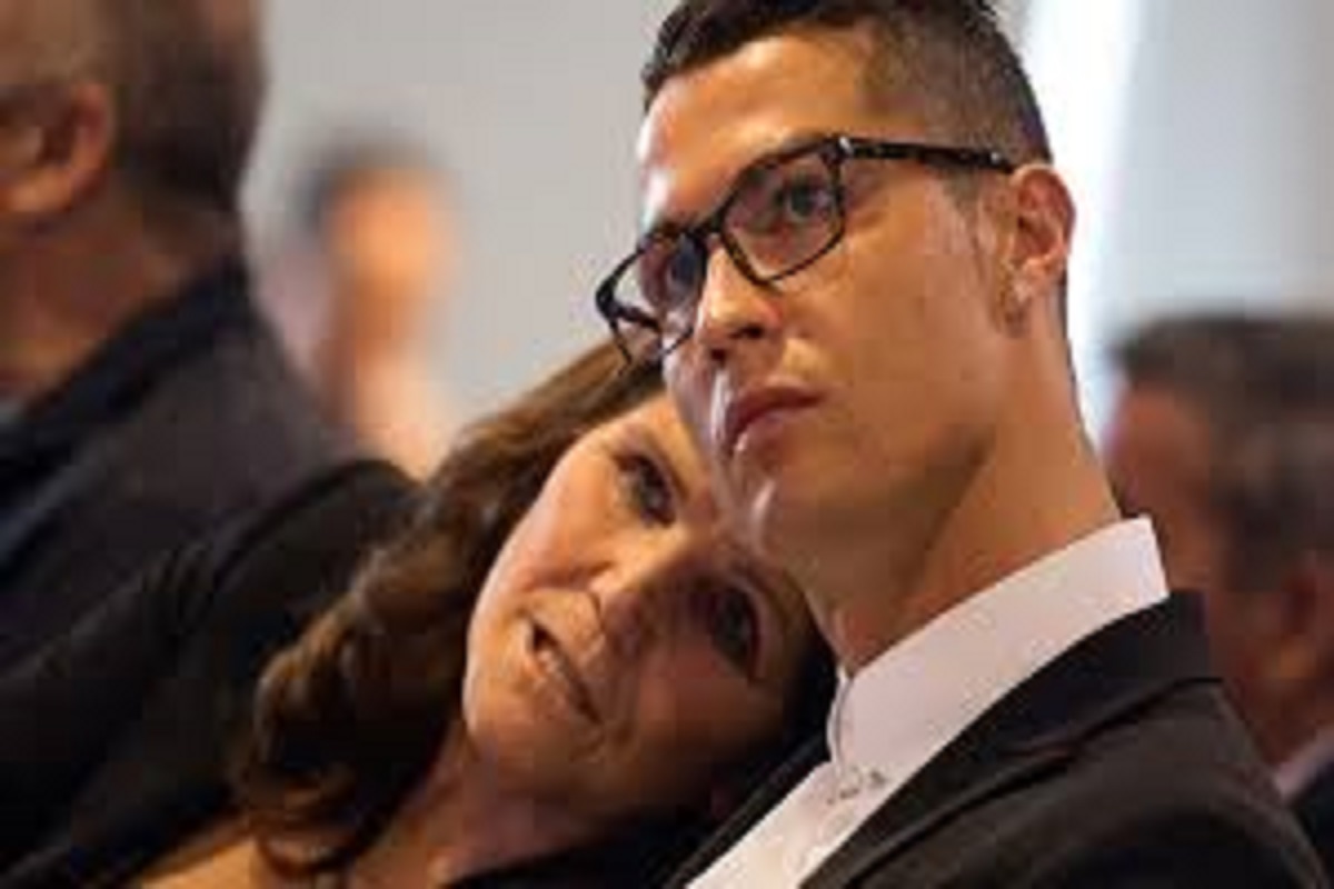 « Le ciel a gagné une étoile », coup dur pour la mère de Cristiano Ronaldo