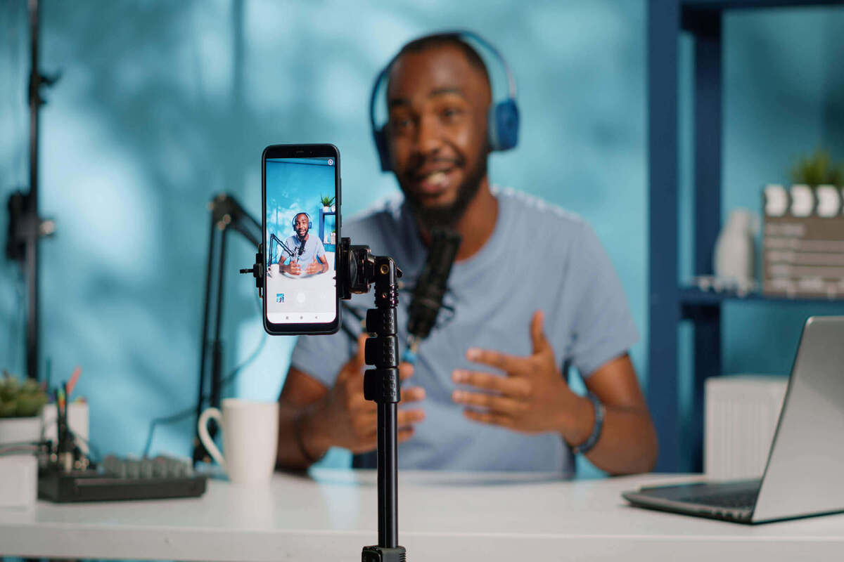 Montage vidéo : 10 outils qu’il vous faut pour faire des vidéos comme un pro avec votre smartphone