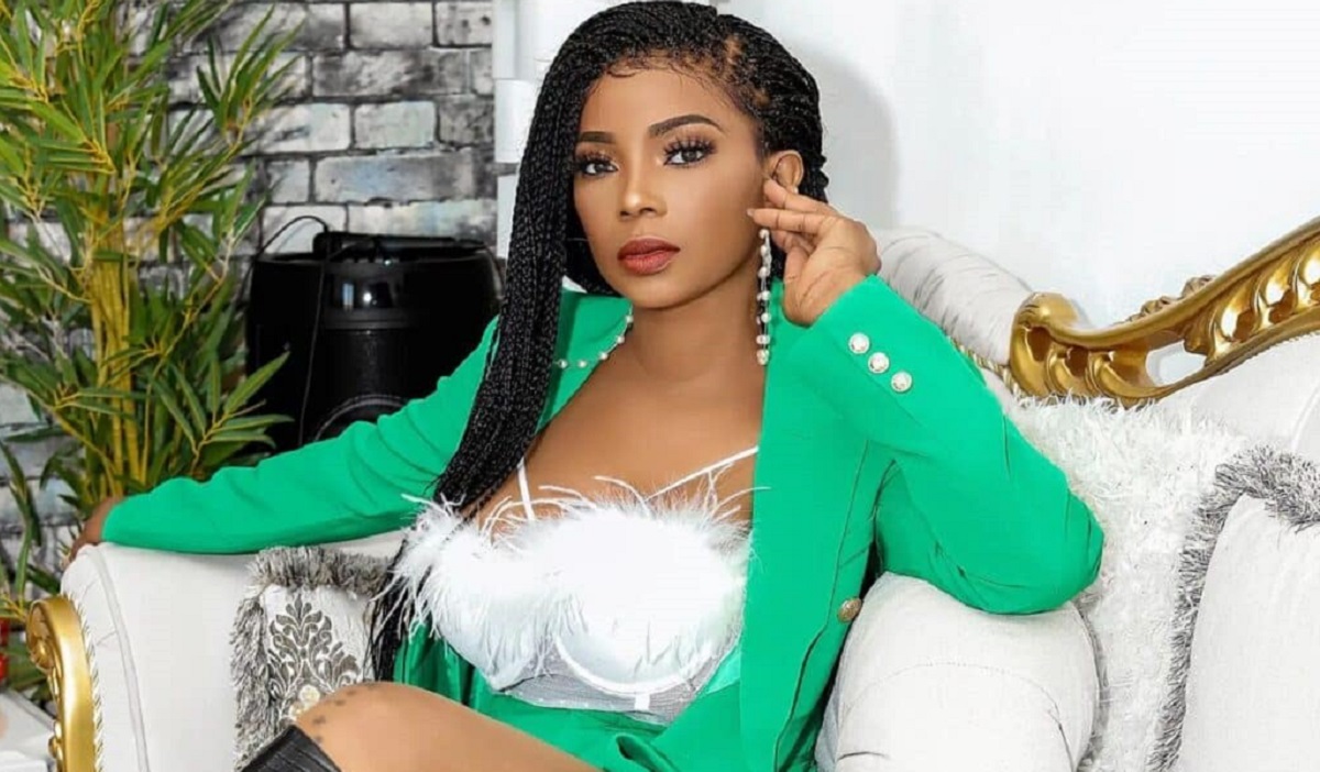 Cameroun Lady Ponce