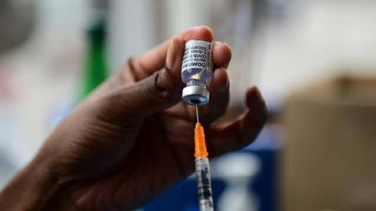 Covid-19 : un nouveau vaccin de Moderna recommandé dans l'UE