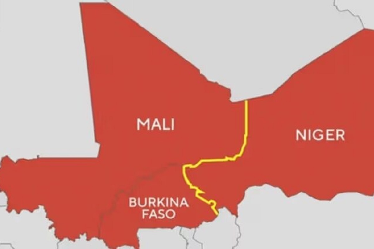 Mali : Assimi Goïta aux anges après le départ de la France, le Burkina Faso et le Niger mènent des opérations militaires à...