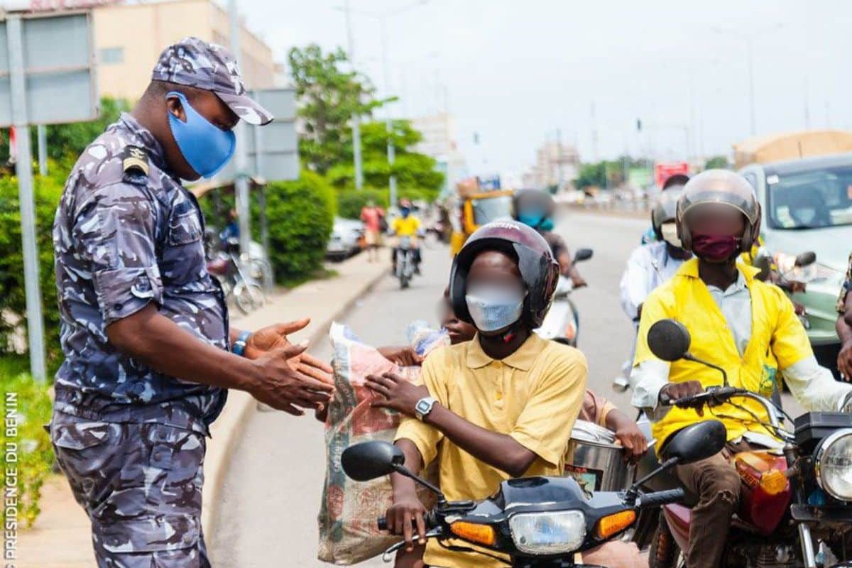 Bénin : tout motocycliste en infraction pour excès de vitesse devra payer une amende de...