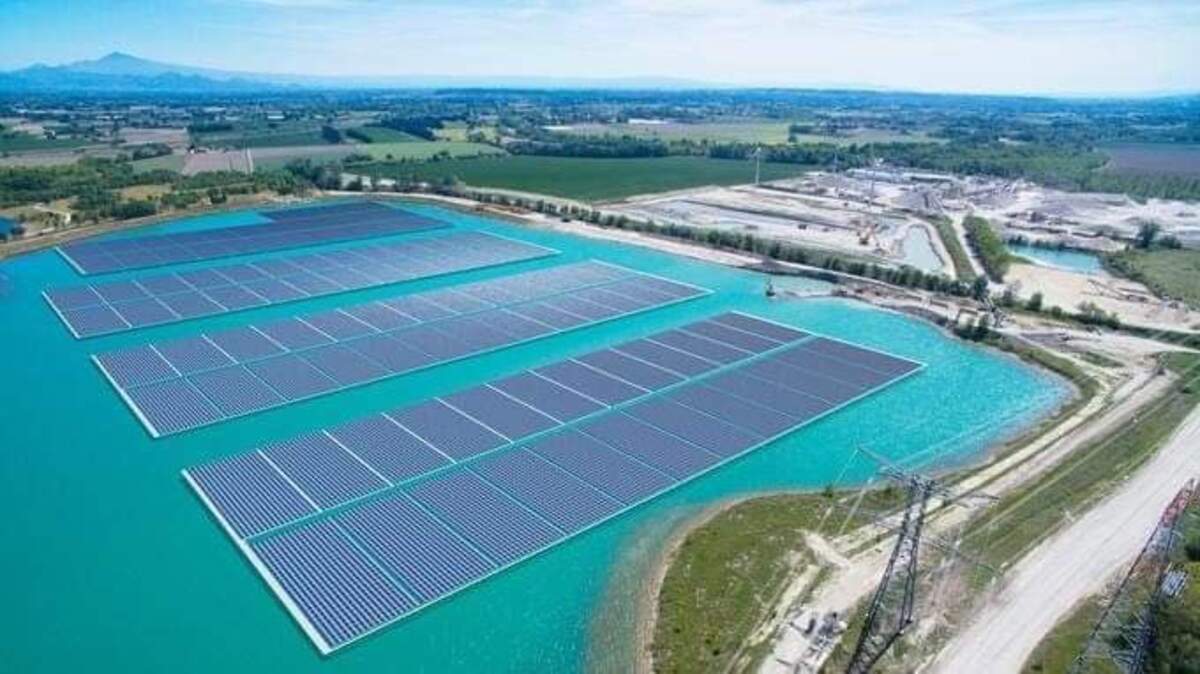 Ce pays d’à peine 2 millions d’habitants va battre un record français avec la nouvelle plus grande centrale solaire flottante d’Europe