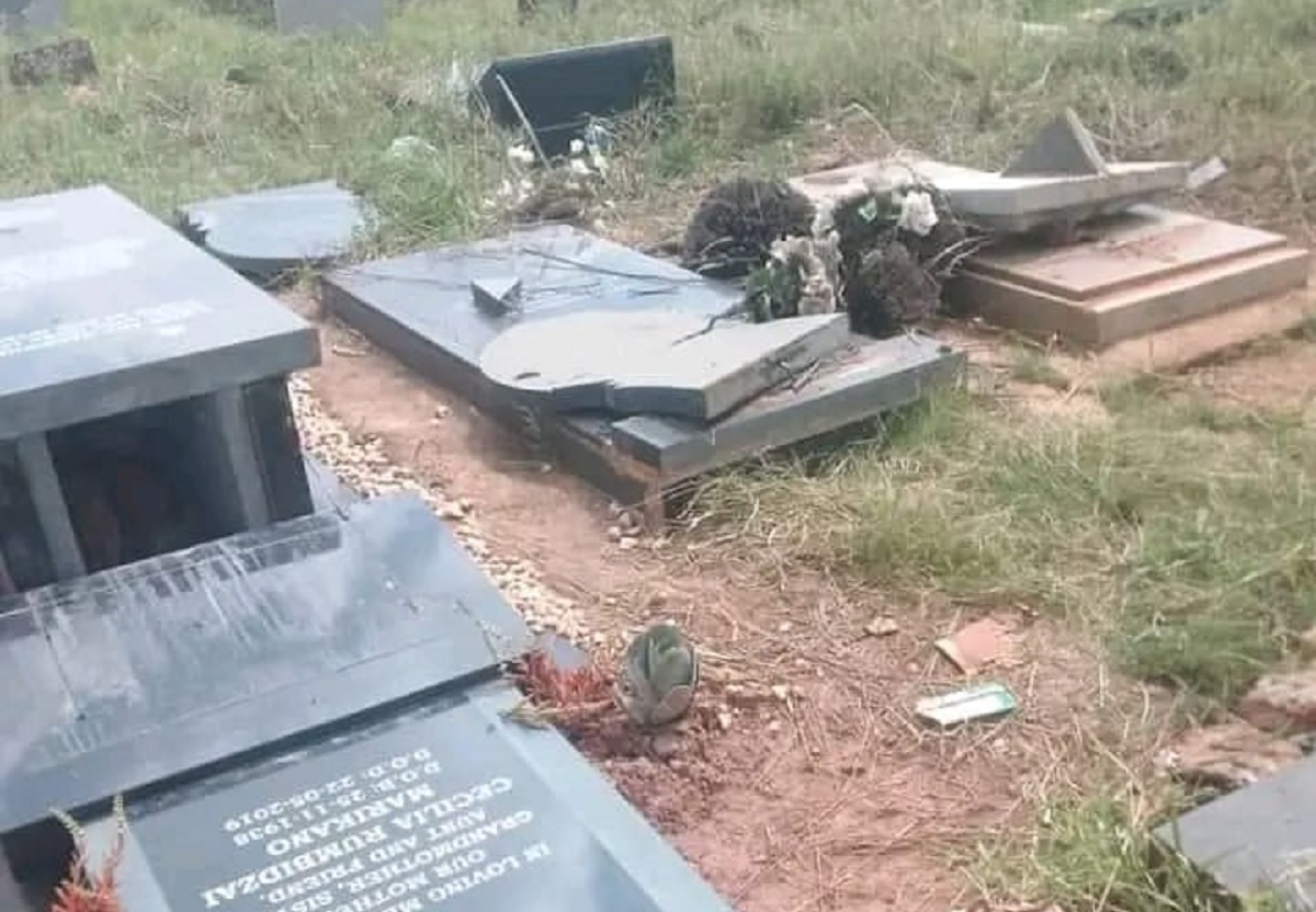 Grosse panique : plus de 100 tombes vandalisées dans un cimetière