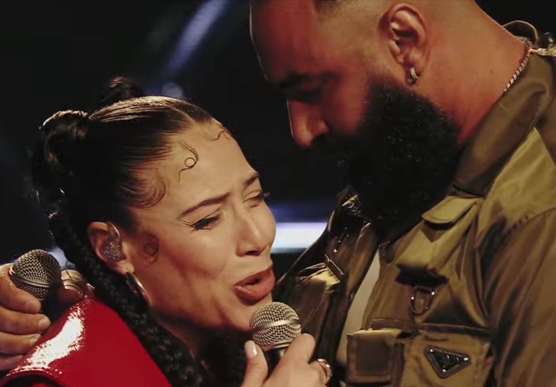 Les Flammes : « ma meilleure, du ferme, ça fait mal... », voici les gros classiques que La Fouine a chanté lors de la cérémonie (vidéo)