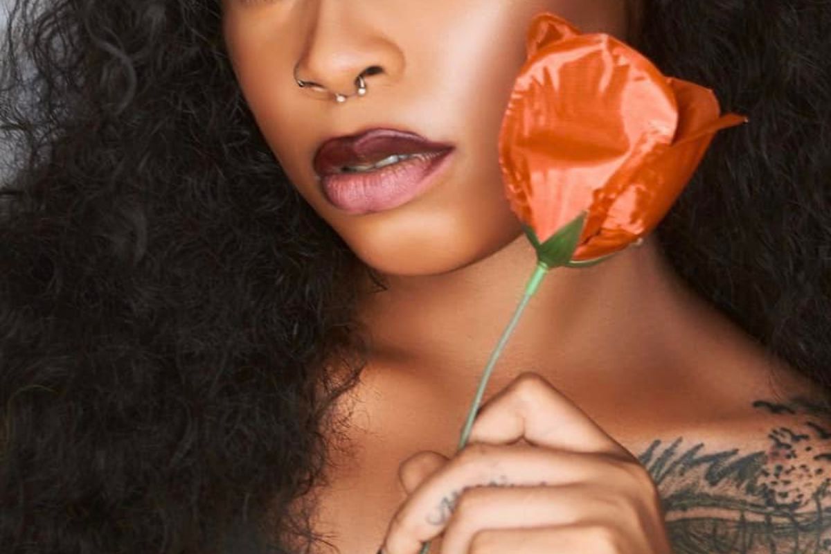 « Elle ne s’est pas lavée pendant 3 jours lors de la CAN 2023 », cette chanteuse camerounaise en larmes et fait des révélations