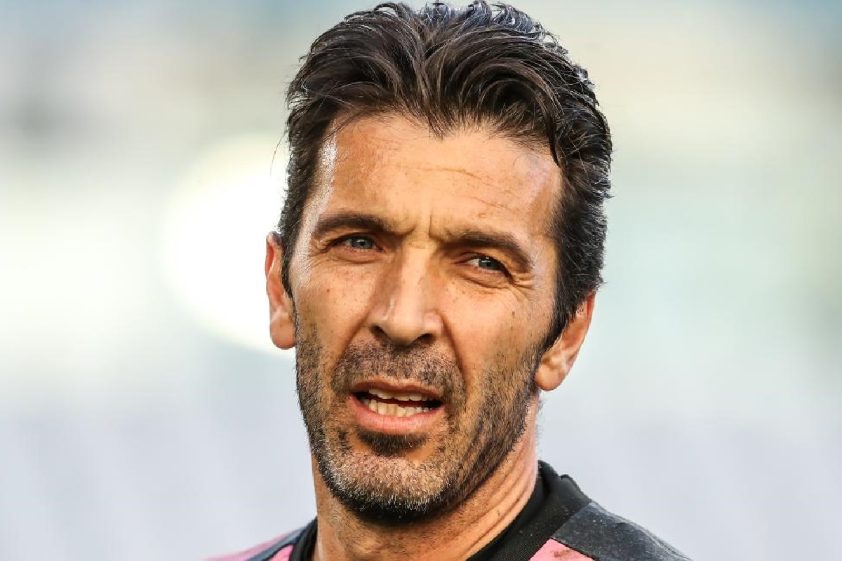 Buffon seul joueur
