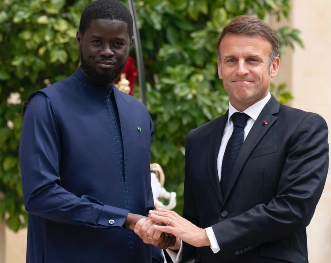 Diomaye Faye France Sénégal : après sa visite en France, Macron prend une grosse décision pour Bassirou Diomaye Faye
