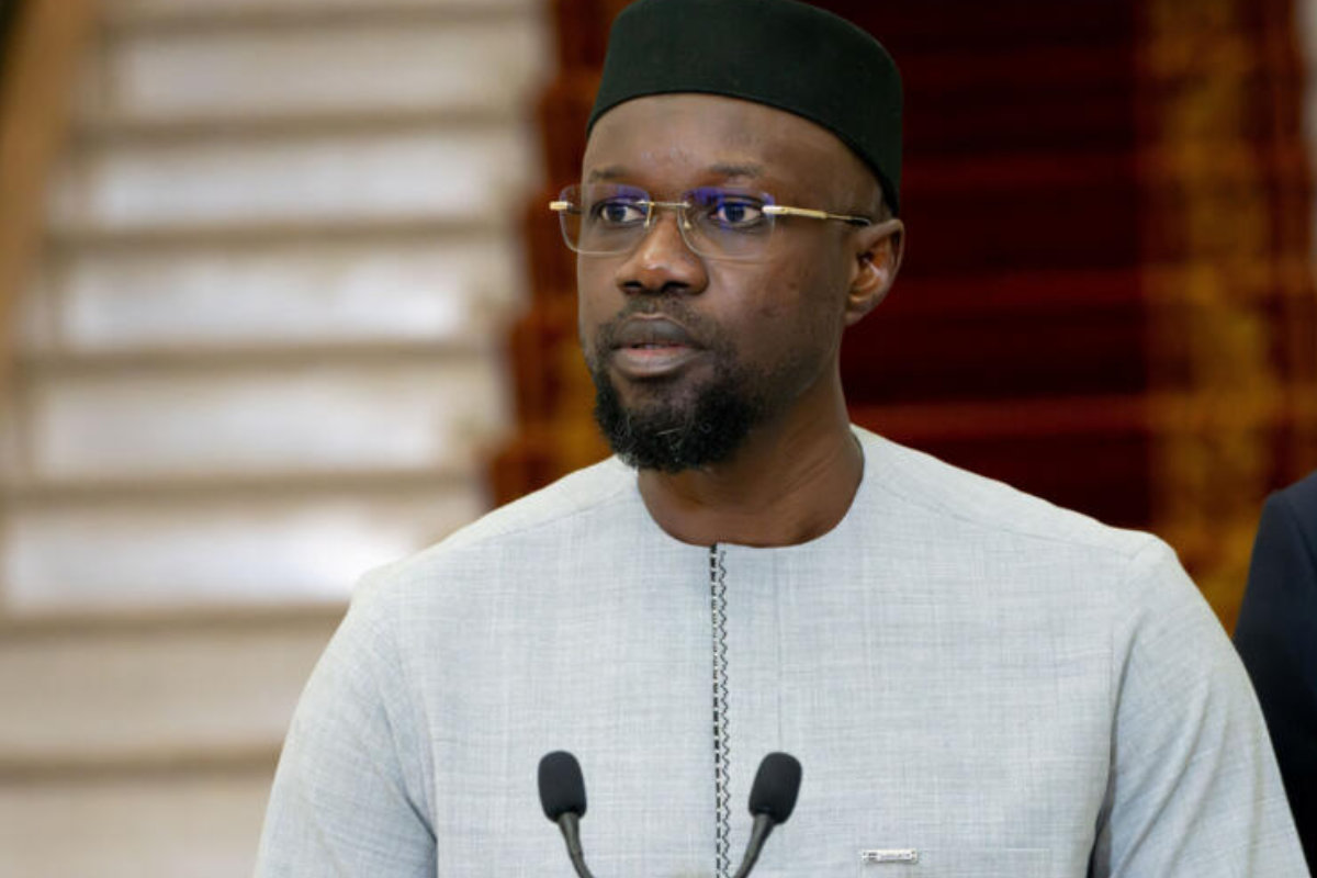 Sénégal : Ousmane Sonko zappe la France et désigne la Chine comme le...