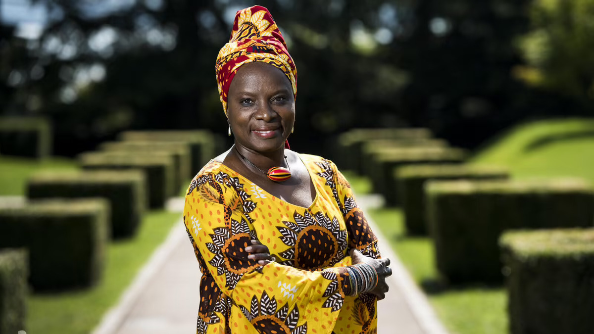 Angélique Kidjo : « Chanter, c’est comme respirer pour moi » ; les émouvantes confidences de la diva africaine