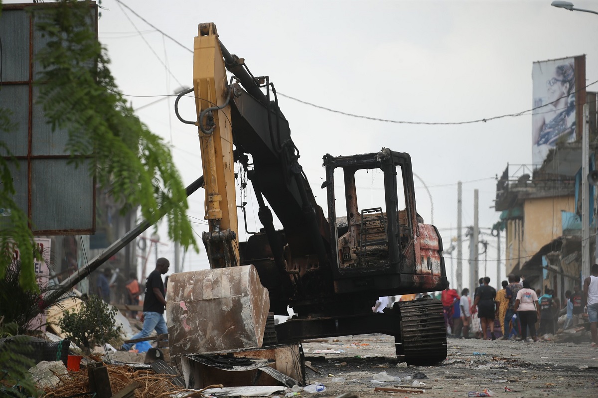 Côte d'Ivoire : déguerpissements musclés à Adjamé (vidéo) Côte d'Ivoire Déguerpissement retournement de situation à Adjamé Village après la visite de Cissé Bacongo