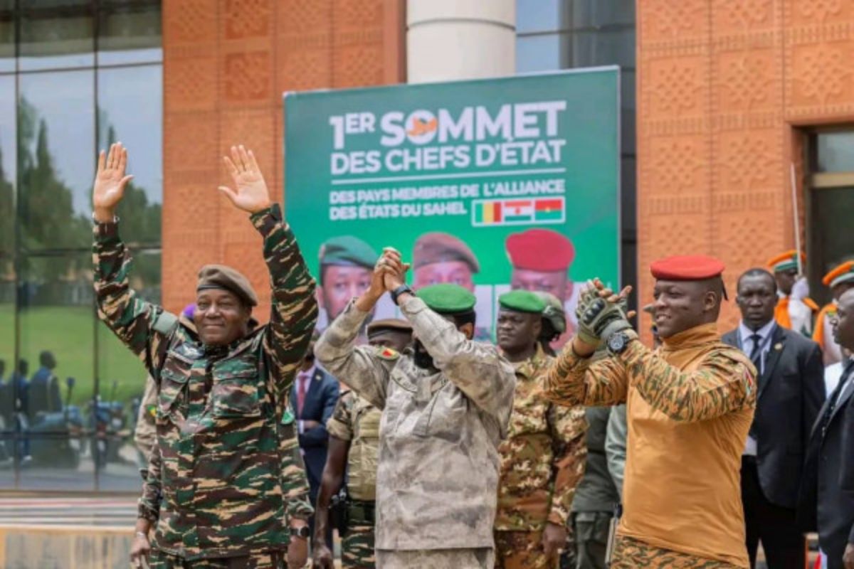 AES : voici comment le Mali, le Niger et le Burkina Faso ont piégé la CEDEAO