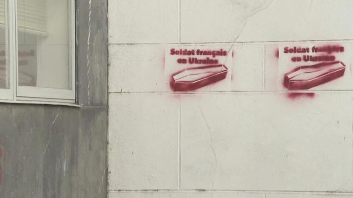 Tags de cercueils à Paris : mauvaise nouvelle pour ces deux suspects moldaves