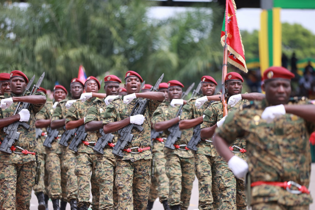 Côte d'Ivoire : l'armée du Bénin débarque à Abidjan pour...