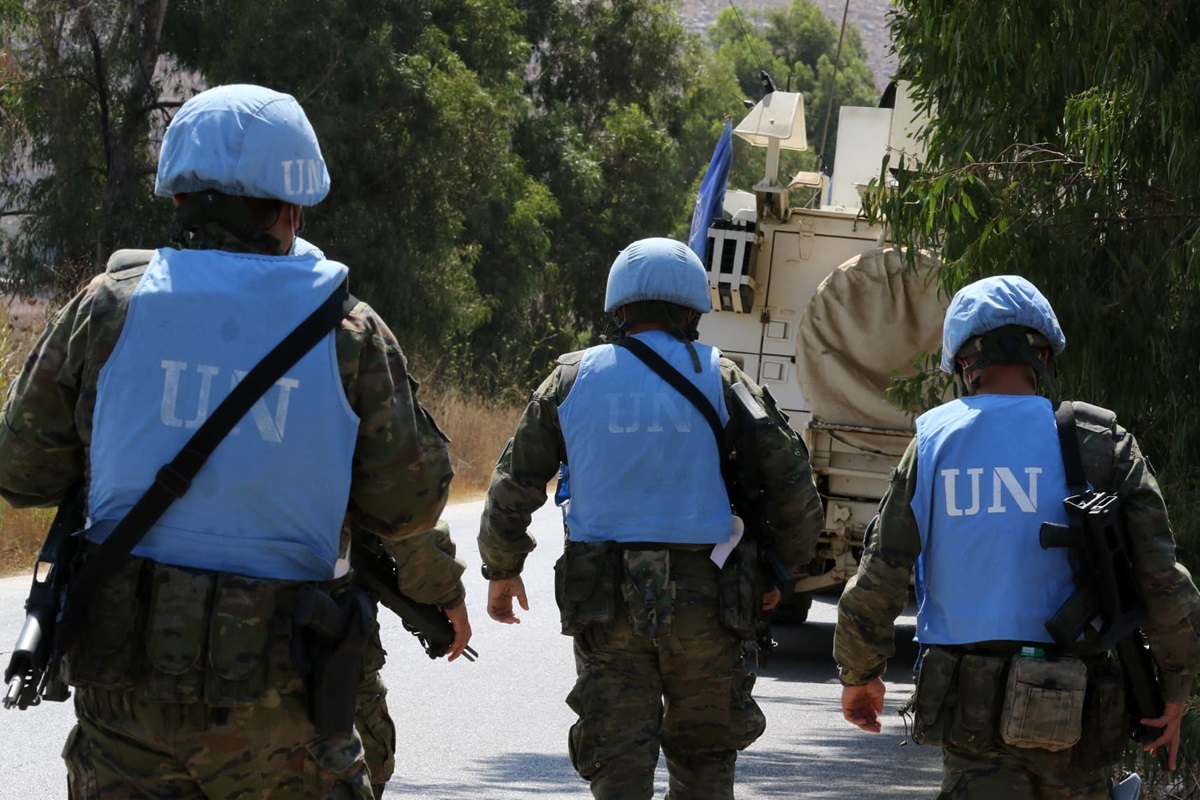 Casques bleusL'ONU condamne les attaques meurtrières contre les civils de ce pays africain ONU maliennes 40 pays réclament la fin des attaques contre les Casques bleus de l'ONU au Liban