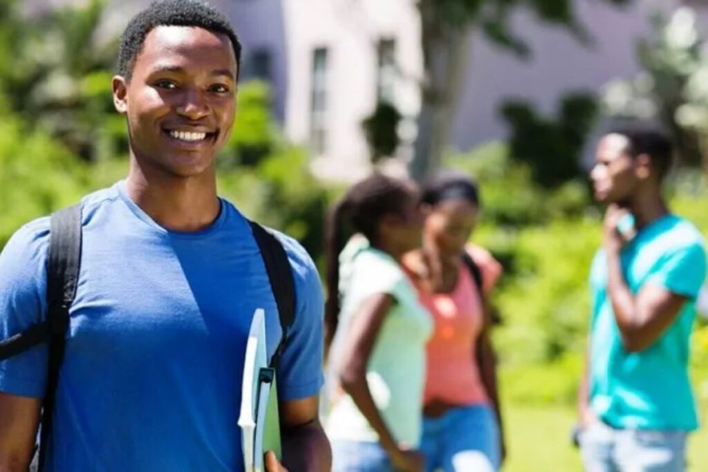 Bourses universitaires au Sénégal : l’État met les bouchées doubles et engage une refonte