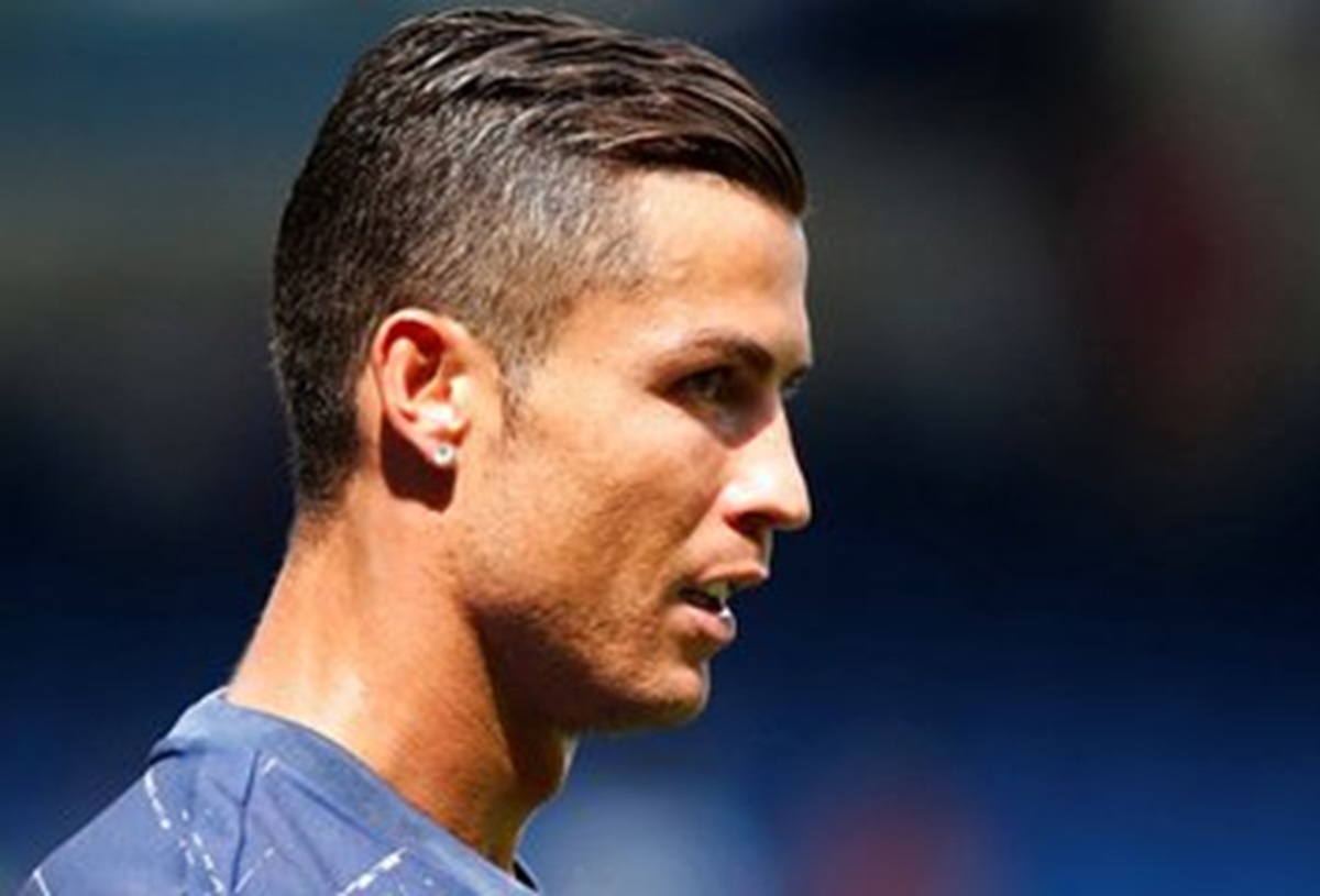 Cristiano Ronaldo à cette légende du Real Madrid : “Si c’est une question d’argent, je te donne mon salaire"
