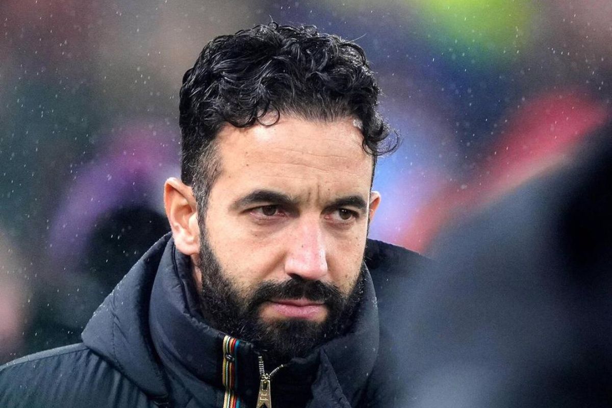 Rúben Amorim aux fans de Man United : "Maintenant, nous devons faire un choix, soit..." Man United “Il n’est pas là pour coacher l’équipe, mais…”, Ruben Amorim pousse un coup de gueule