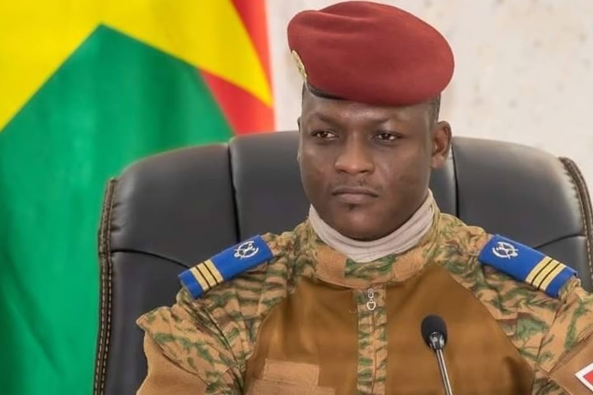 Non ! La CAF n'a pas autorisé le Burkina Faso à.. Burkina Faso / Sécurité : le pays franchit un nouveau cap, désormais Ouagadougou et Bobo-Dioulasso placés sous...