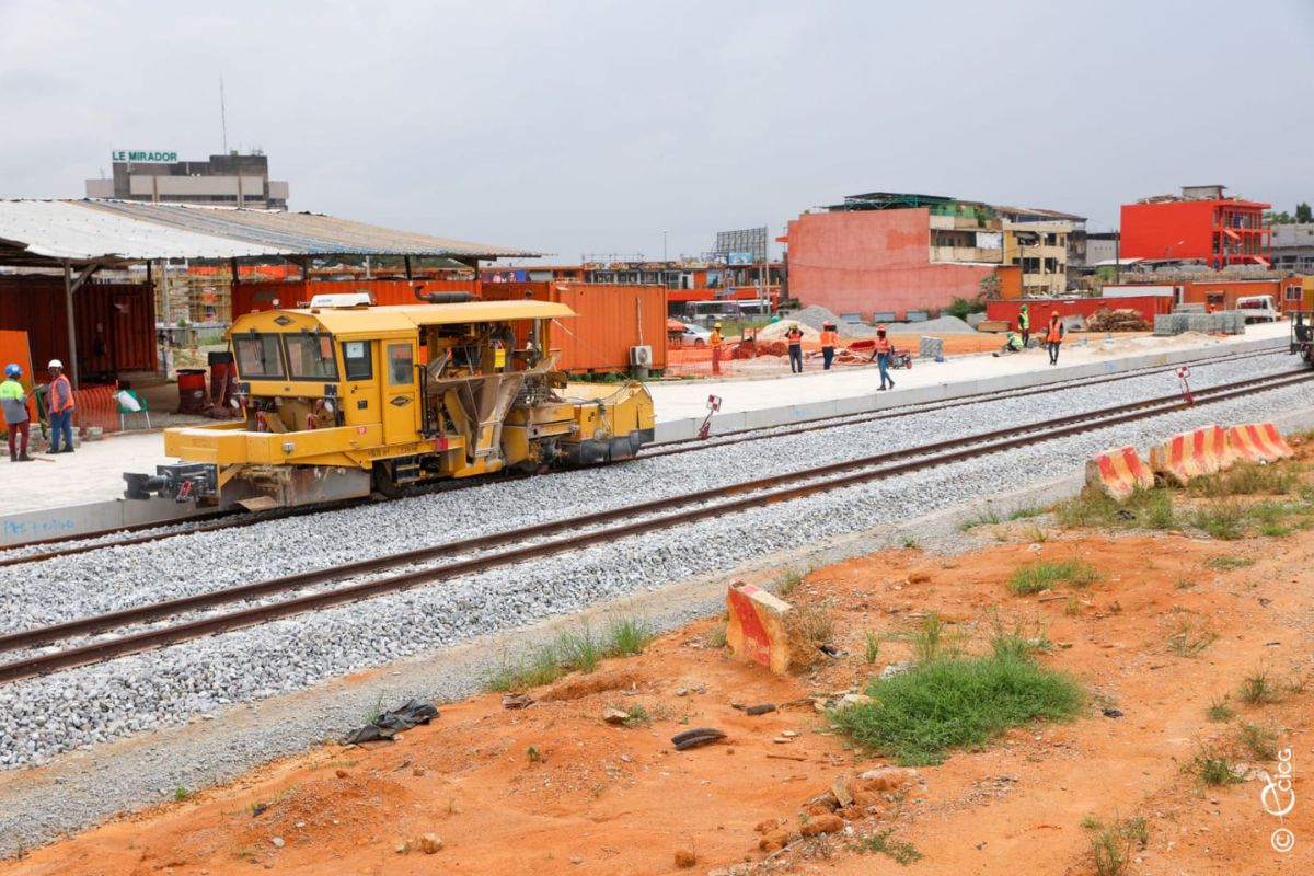 Bonne nouvelle pour les apprenants : en vue du futur métro d’Abidjan, le gouvernement décide de mettre à leur disposition une…