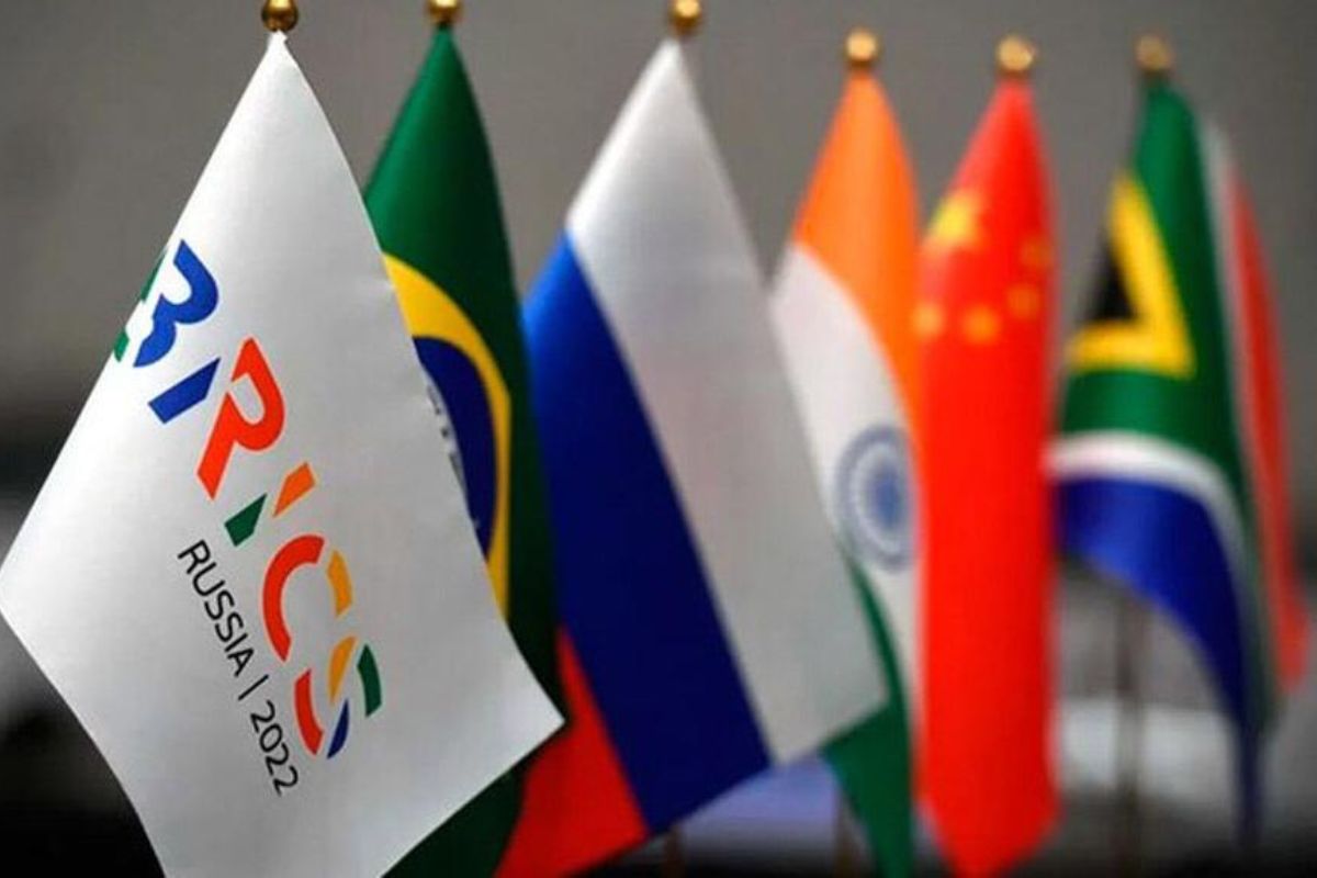 BRICS : pour contourner le dollar, ce pays membre important du groupe déploie cette stratégie qui change tout