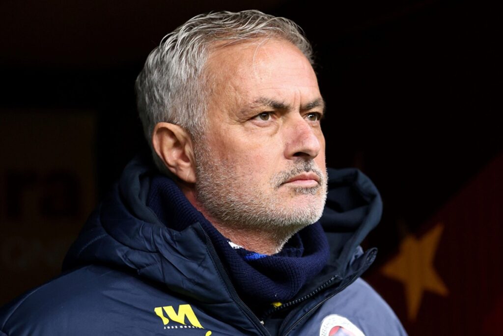 Real Madrid : Alex Ciria, la pépite de 18 ans qui impressionne déjà José Mourinho