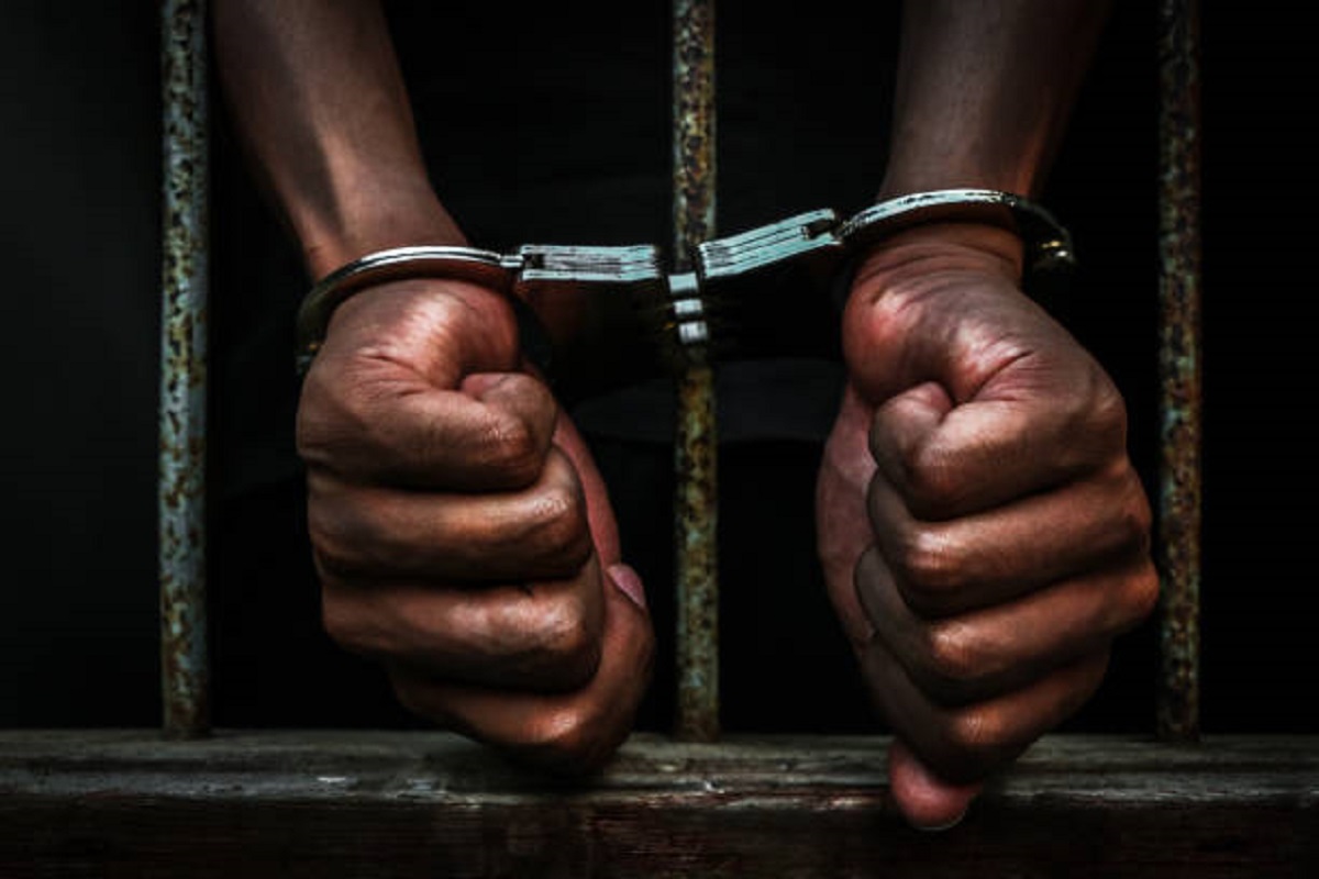 Côte d’Ivoire : d'autres manifestants écopent de 03 ans de prison ferme Bénin : 2 célèbres tiktokeurs interpellés pour une raison totalement insolite