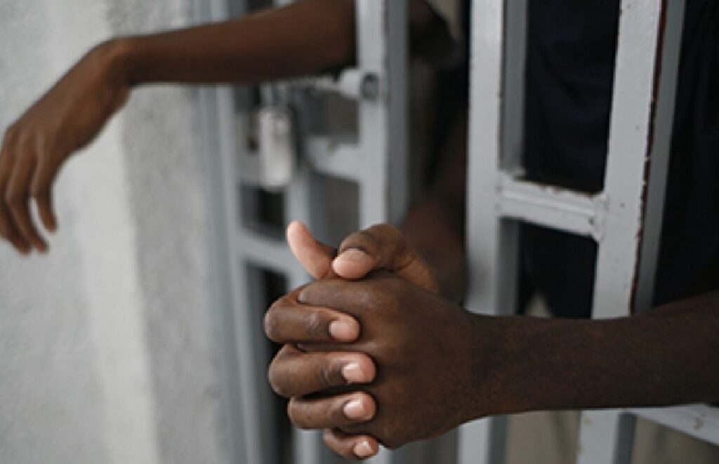 Ghana : un ministre demande à l'Ukraine, la libération de 02 prisonniers de guerre ghanéens Venezuela : les détenus politiques impatients d’être libérés Erythrée : l'ONU appelle à la libération de 10.000 personnes détenues d'une manière arbitraire