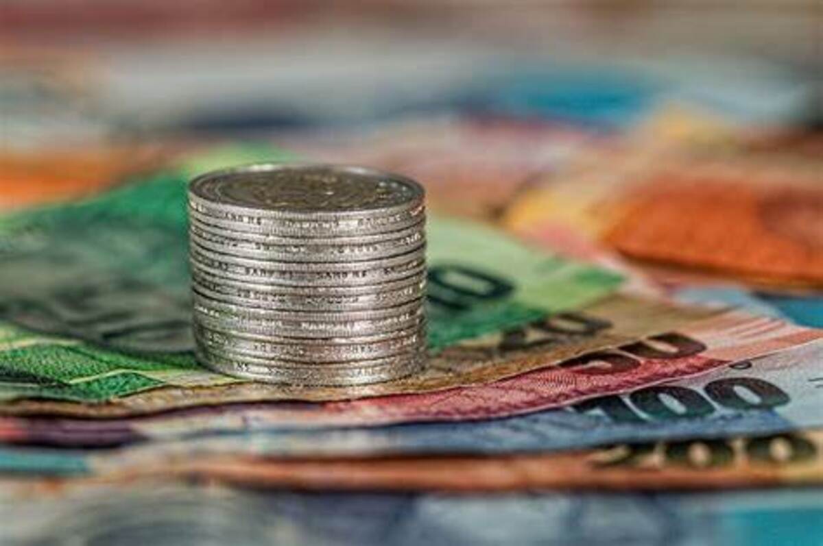 Crise économique : ce pays membre puissant des BRICS brûle 20 milliards de dollars pour sauver sa monnaie du brasier iranien