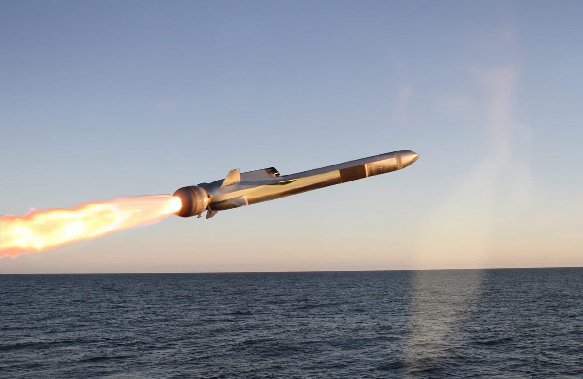Les La Corée du Nord tire un missile balistique vers la mer du Japon-Unis vendent à l’Arabie Saoudite des missiles pour un montant record