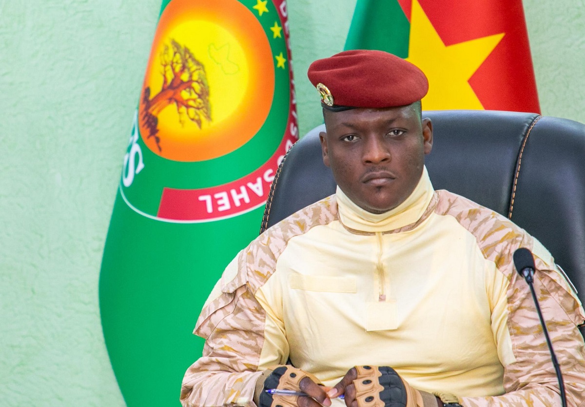 Burkina Faso : Ibrahim Traoré réalise un exploit, puis de 131 milliards empochés pour...
