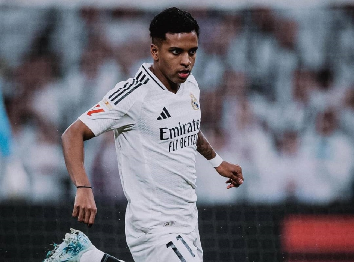 Real Madrid : un géant de Premier League prêt à tout pour attirer Rodrygo, Xabi Alonso joue sa...