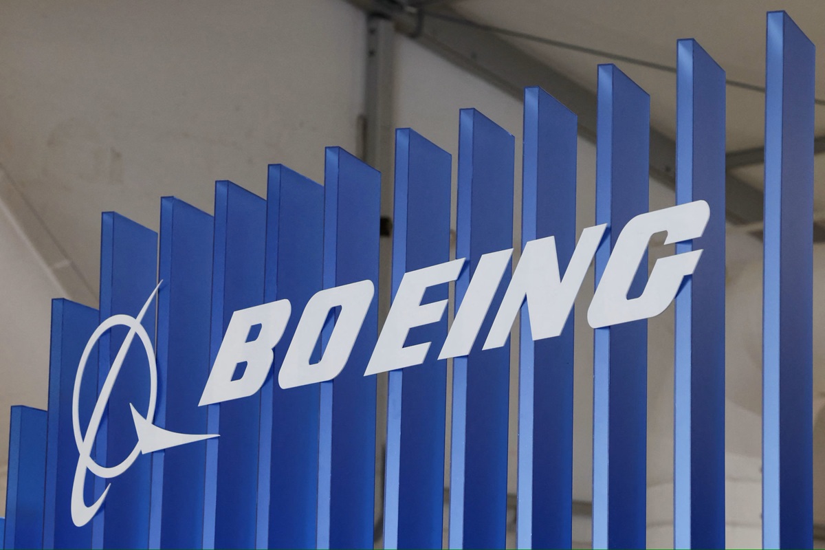 Boeing : le constructeur aéronautique américain finalise le rachat du géant...