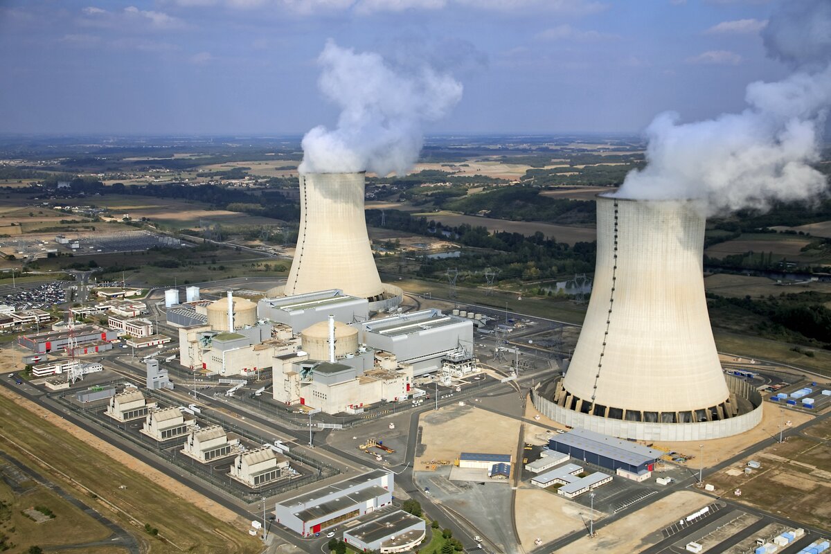 Nucléaires : les États-Unis et ce pays européen s’apprêtent à signer un accord historique